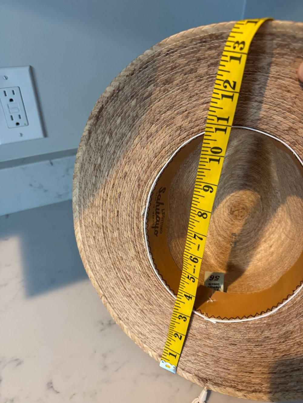 Legítimo Sahuayo Straw Hat with Braided Accent. Size 56 or size 7 - Medium. - Picture 9 of 12